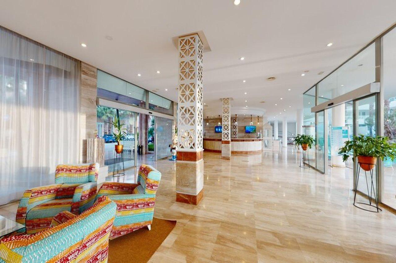 Aparthotel Tropic Garden Санта-Еулалія-дель-Ріо Екстер'єр фото