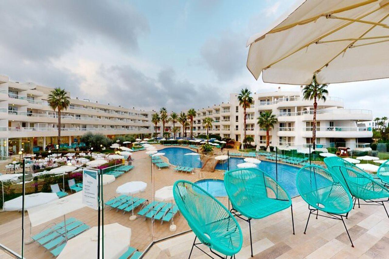 Aparthotel Tropic Garden Санта-Еулалія-дель-Ріо Екстер'єр фото